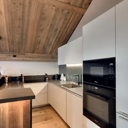 Antares Naos 301 - Luxury Inski Out Apartment